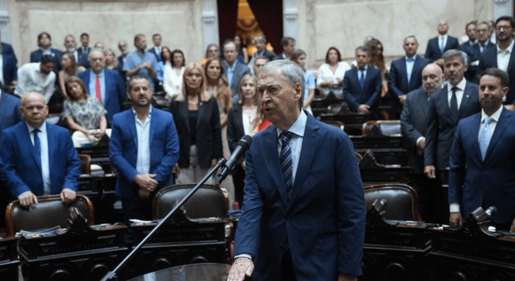 Juan Schiaretti: entre la recuperación médica y el silencio parlamentario 